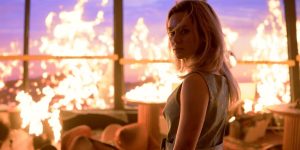 final-destination-bloodlines-character-standing-in-a-burning-tower.jpg